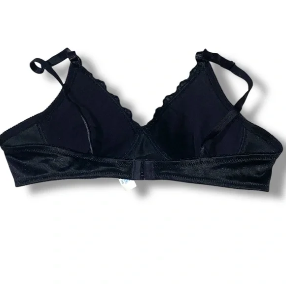 Sears Black Satin Lace Bra - Picture 2 of 6